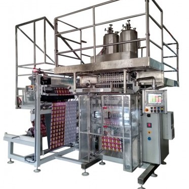 MULTI TRACK PACKAGING MACHINE photo