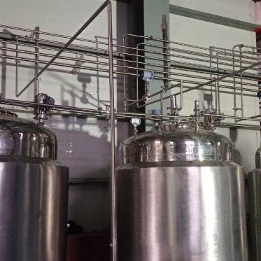 DISTRIBUTION photo